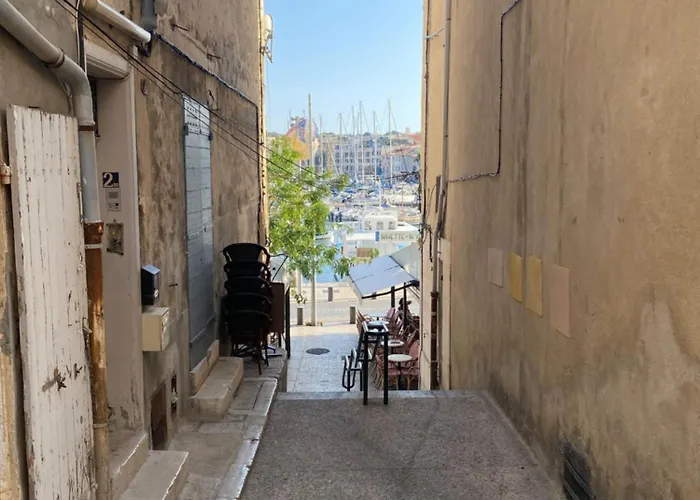 Quai N3 Studio, Parking, Vieux Port De