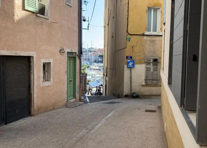 Quai N3 Studio, Parking, Vieux Port De Apartment